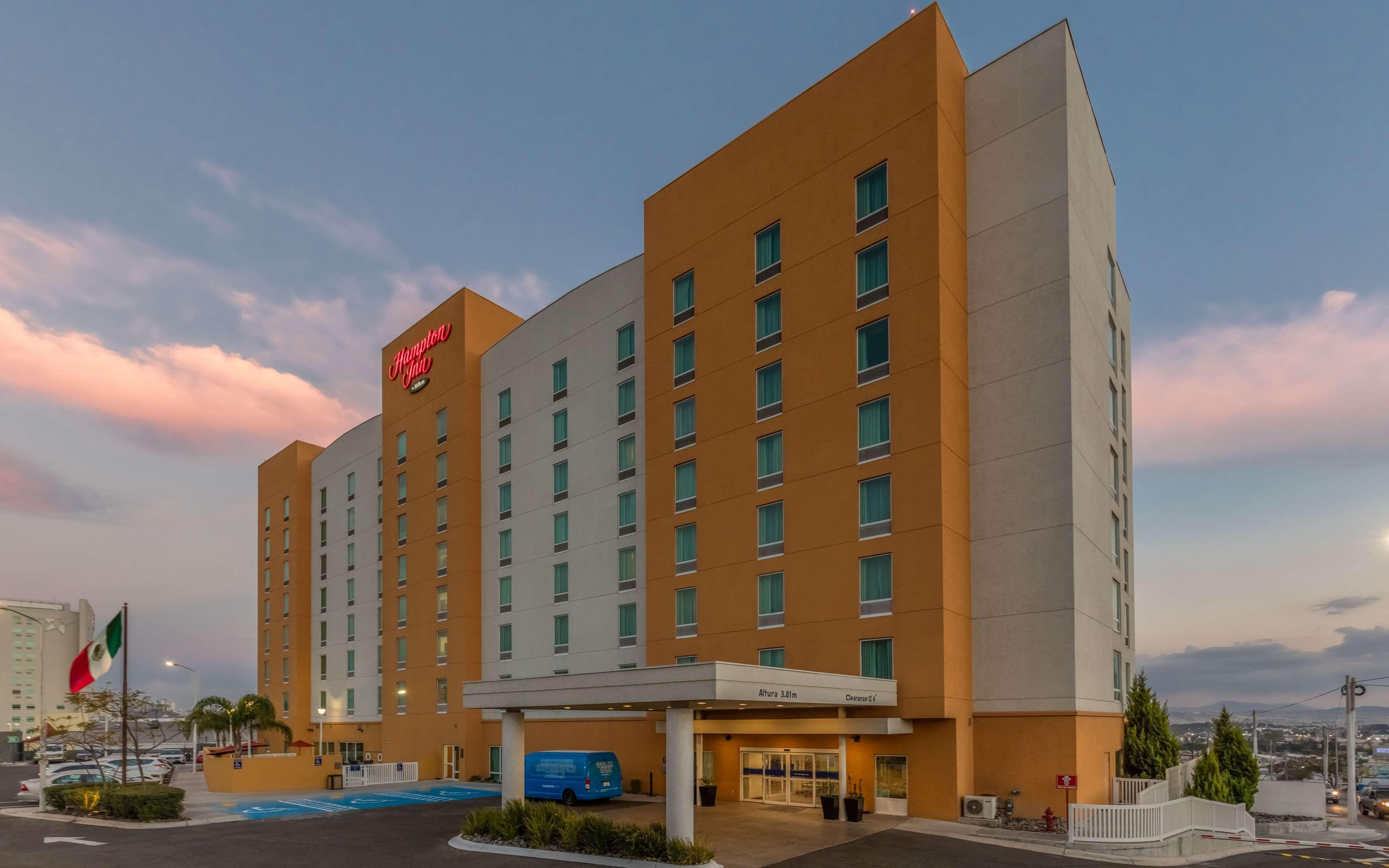 Hampton By Hilton Queretaro Tecnologico Hotel Exterior photo